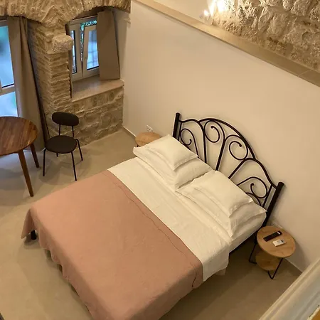 Akantus Studio Apartment