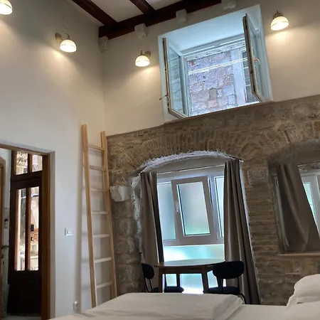 Akantus Studio Apartment *